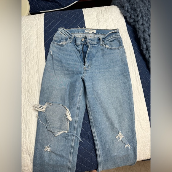 Abercrombie The 90s Straight Ultra High Rise - Picture 6 of 6